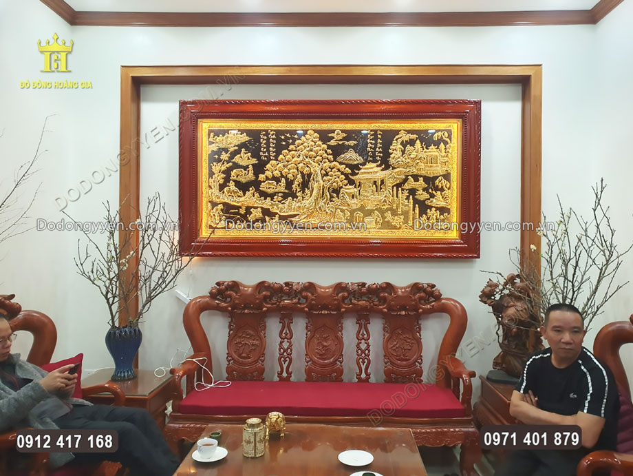 Treo tranh đồng qu&ecirc; d&aacute;t v&agrave;ng 24k mang đến phong thủy b&igrave;nh an, may mắn 